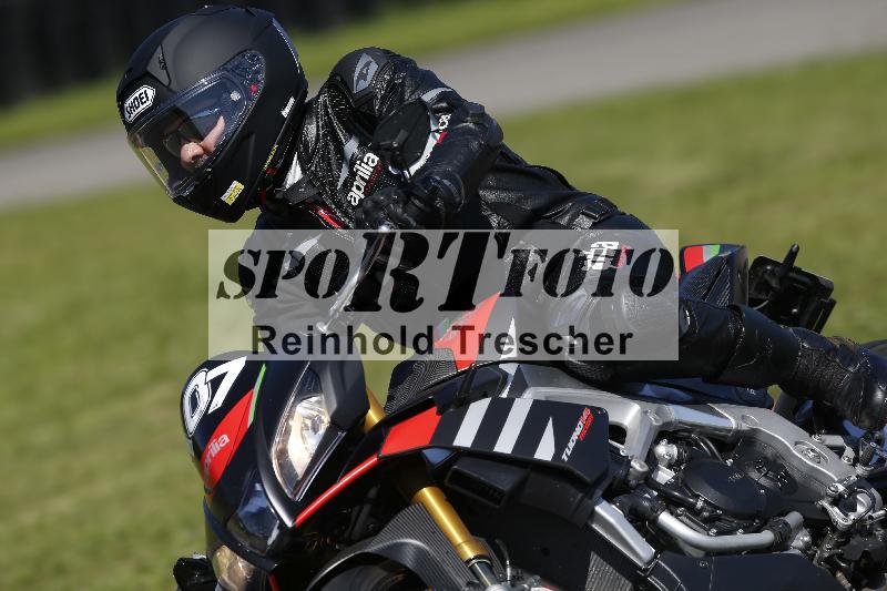 /Archiv-2024/29 12.06.2024 MOTO.CH Track Day ADR/Gruppe gelb/107